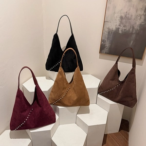 Retro matte shoulder bags with silver rivets and diagonal seams in four elegant colors