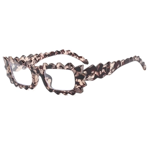 Irregular wavy tortoiseshell sunglasses with UV protection for outdoor fashion style