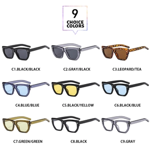 Grille détaillée présentant des lunettes de soleil carrées rétro en neuf couleurs