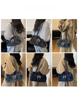 Trois couleurs de sacs Boston vintage en denim portés par des modèles de dos et de profil