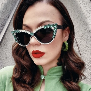 Women Cat Eye Sunglasses Rhinestone Crystal Luxury Oversized Fashion Party Decorative UV400 Shades