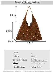 Tableau des tailles détaillé pour le sac en PU marron avec rivets en métal argenté