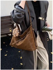 Korean style vintage matte brown shoulder tote bag for women large capacity casual hobo bag
