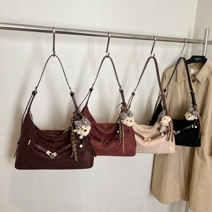Fashionable Korean suede tote bag with metal V-buckle and leopard bear charm in four colors