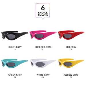 Sélection de six lunettes de soleil sport Y2K aux couleurs macaron avec verres gris