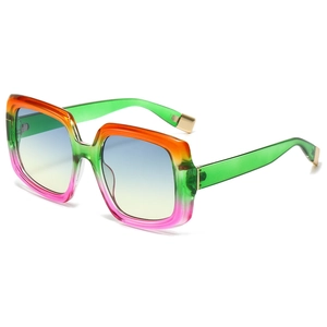 Occhiali da sole quadrati oversize alla moda con montatura arcobaleno e lenti colorate