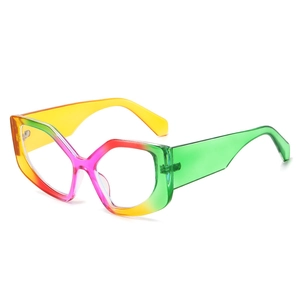 Monture lunettes œil de chat arc-en-ciel au design géométrique épais translucide femme