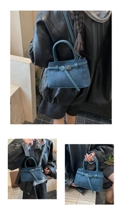 Detailansichten einer blaugrünen mattierten Beuteltasche mit Zierschnalle und Riemen
