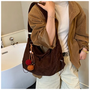 Vintage frosted underarm bag for women, casual autumn retro shoulder crossbody bag.