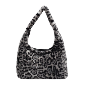 Borsa hobo in ecopelliccia leopardata con morbida trama peluche e fantasia bianca e nera
