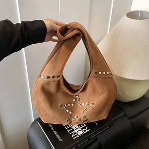 Vintage Suede Star Rivet Hobo Bag For Women Large Capacity Shoulder Bag Retro Streetwear Underarm Bag Bohemian Dumpling Handbag
