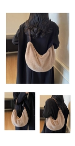 Vue détaillée du sac hobo en fausse fourrure camel montrant la texture douce et la bandoulière