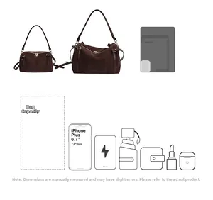 Comparaison de taille de sacs Boston en daim marron montrant la capacité intérieure