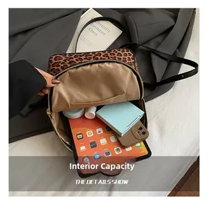 Detailansicht des Leopard-Rucksacks mit Darstellung des großen Innenraumvolumens