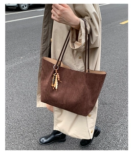 Brown suede women tote bag large capacity underarm shoulder bag for daily commuting stylish