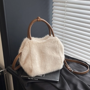 Plush Faux Fur Handbag With Rabbit Pendant Women Crossbody Shoulder Bag Autumn Winter Warm Bucket Tote