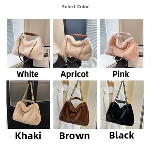 Sacs cabas en fausse fourrure pelucheuse disponibles en blanc, abricot, rose, kaki et noir