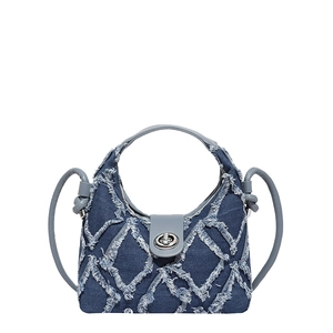 Borsa hobo in denim blu con motivo a nappa e chiusura a girello in metallo