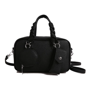 Borsa Boston nera retrò con motivo litchi, manico e tracolla rimovibile