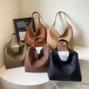 Woven Tote Bag PU Leather Large Capacity Hobo Shoulder Handbag With Inner Pouch Retro Commuter For Women