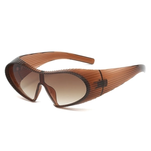 Braune Steampunk-Schutzbrille mit Oversize-Rahmen und futuristischer Streifentextur