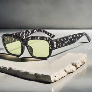 Lunettes De Soleil Carrées Rétro Verres AC Monture PC Branches Larges Rivets Protection UV400 Mode Streetwear Unisexe