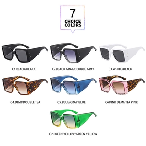 Présentation matricielle de 7 couleurs de lunettes de soleil carrées oversize tendance