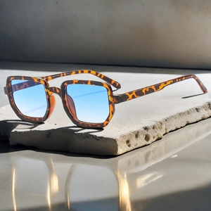 Lunettes De Soleil Carrées Rétro Monture PC Protection UV400 Vintage Lunettes De Soleil Polygone Mode Pour Hommes Femmes Voyage Fête