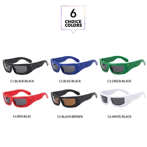Vue détaillée de six lunettes de soleil carrées tendance en couleurs acidulées vives