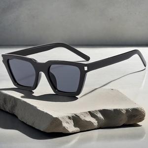Fashion Square Frame Retro Sunglasses UV400 Protection PC Frame AC Lens Outdoor Travel For Men And Women