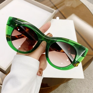 Cat Eye Sunglasses Retro Vintage PC Frame AC Lens UV400 Protection Fashion Eyewear For Women Outdoor Travel Party