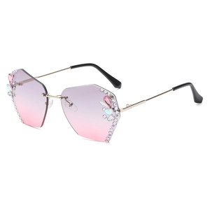 Lunettes de soleil octogonales sans monture avec cristaux et verres dégradés roses