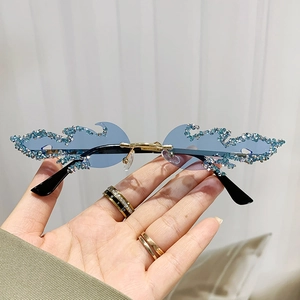Flammen Sonnenbrille Randloser Metallrahmen Strass Glitzer Party Rave Festival Mode Y2K Punk Trendy UV400 Für Damen