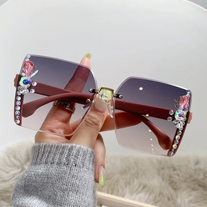 Fashionable rimless square sunglasses with gradient lenses and luxury rhinestone details