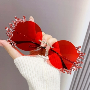 Lunettes De Soleil Rondes Sans Monture Décor Flamme Strass Lentille PC Pont Métal Mode Pour Femmes