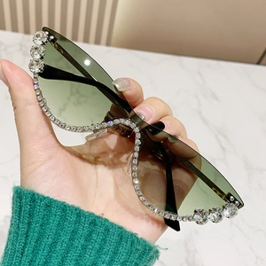 Cat Eye Rimless Sunglasses Women Fashion Luxury Rhinestone Crystal Gradient Lens UV400 Trendy Travel Party Eyewear Accessory
