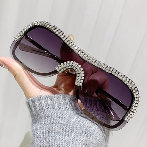 Lunettes De Soleil Surdimensionnées À Strass Sans Monture En Métal UV400 Verres Dégradés Mode Punk Pour Femmes Fête