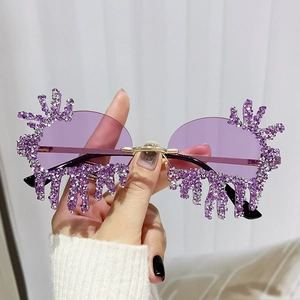 Fashionable rimless teardrop sunglasses with purple rhinestones and fringe crystal design