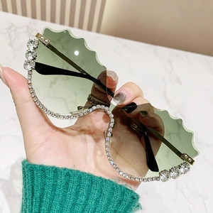 Lunettes De Soleil Sans Monture Bord Ondulé Strass Cadre Métallique UV400 Mode Fête Lunettes Décoratives Pour Femmes