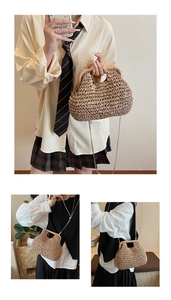 Vues détaillées d'un sac en paille avec poignées en bois et bandoulière chaîne dorée
