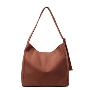 Borsa a tracolla hobo in pelle scamosciata marrone retrò con ampia tracolla comoda