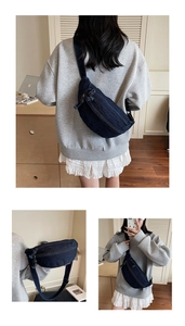 Vue détaillée du sac bandoulière en denim en forme de croissant avec double fermeture