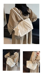 Detalle de bolso tote beige minimalista con neceser a juego y cuero mate suave