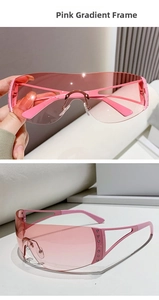 Vue détaillée de lunettes Y2K sans monture, verres dégradés roses et étoiles en strass