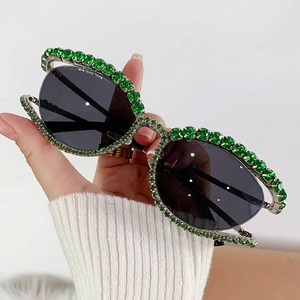Lunettes De Soleil Luxe En Strass Pour Femmes Monture Métal Ovale Œil De Chat UV400 Accessoires De Mode Tendance
