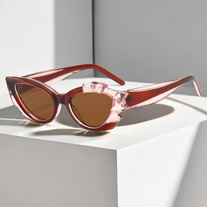 Mode Katzenaugen Sonnenbrille UV-Schutz Unregelmäßiges Flammenflügel Dekoratives PC-Rahmen PC-Linse Streetwear Y2K Luxus Für Frauen