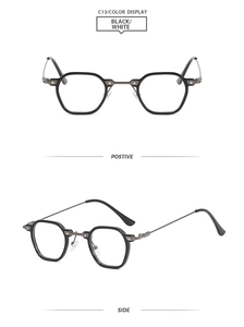 Détail de petites lunettes de soleil carrées vintage avec monture en métal et plaquettes