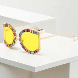 Übergroße Quadratische Sonnenbrille Metall Strass Besetzt UV400 Schutz Künstliche Perle Bügelspitzen Trendiger Luxus Damen