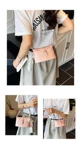 Sac seau tissé rose avec nœud en dentelle blanche et élégant charme en perle