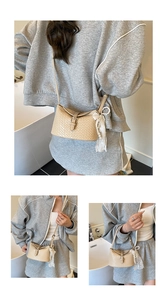 Sac seau chic en cuir tressé beige avec breloques perles et nœuds en dentelle en usage